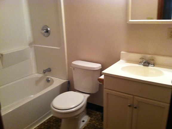 4th image of 3946 La Rosa Dr