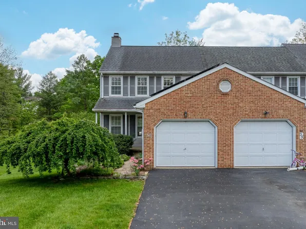 36 Greythorne Rd, Lancaster, PA 17603
