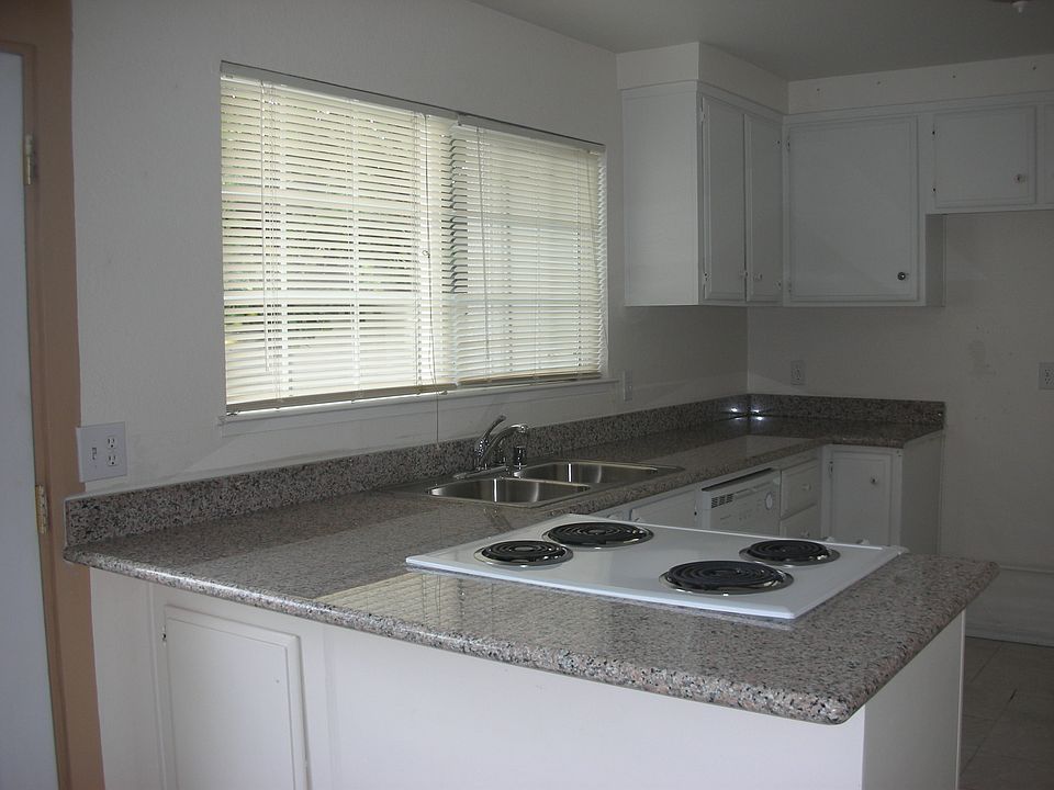 1st image of 408 Capricorn Ct
