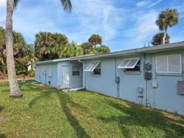 9150 44th Ave Unit 4, Sebastian, FL 32958