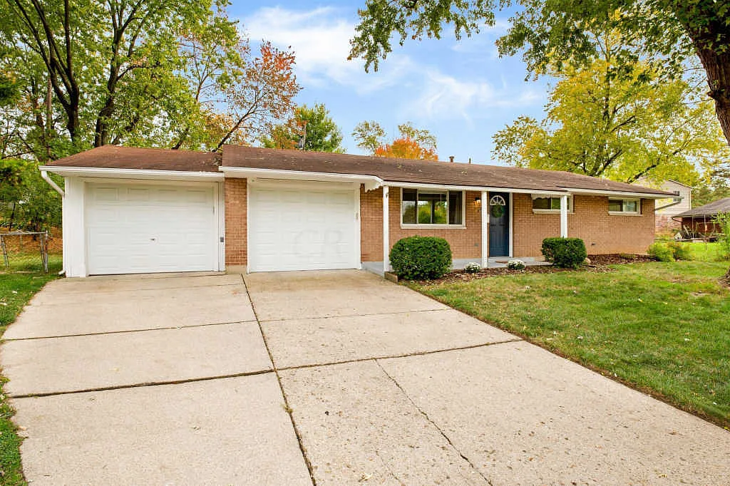 5780 Vienna Dr photo 1