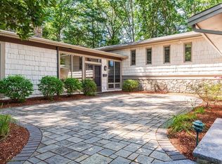 106 Briarcliff Rd, Brockton, MA 02301