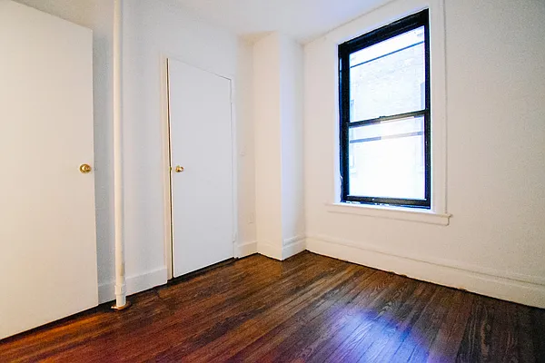 Rented by Skyward | media 27