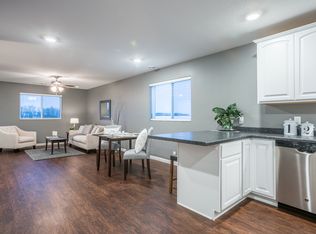 30 Le Ray Ave #11220042, Eagle Lake, MN 56024