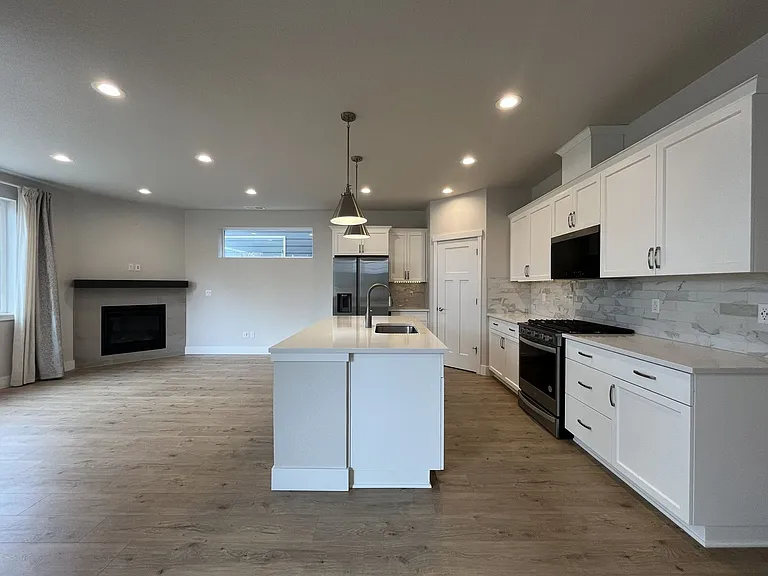 13911 SW 172nd Ave — Photo 5