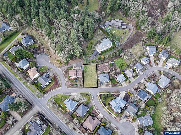 4th image of 4653 NW Acacia Dr