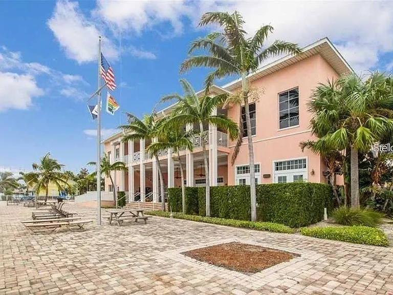 3873 Pompano Dr SE #B — Photo 82