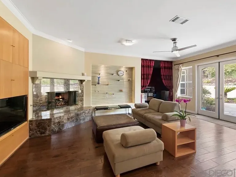 8120 Calle Catalonia — Photo 13