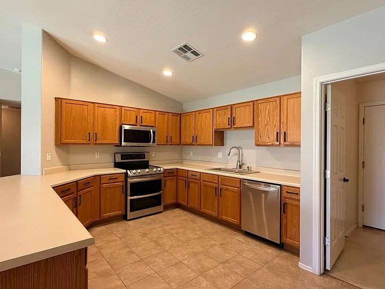 8638 E Osage Cir — Photo 8