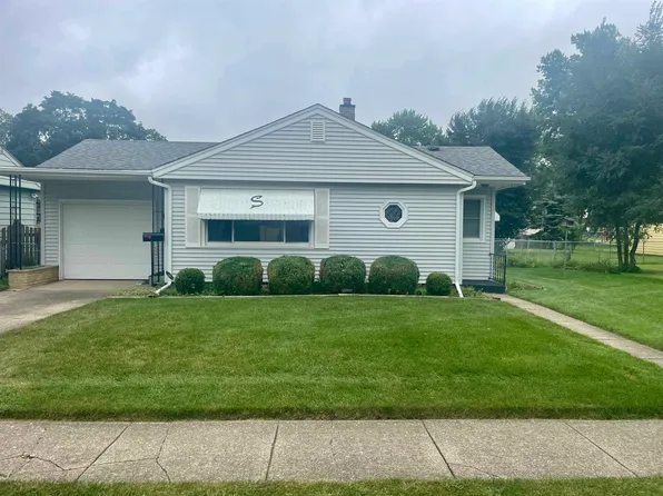 6315 John St, Loves Park, IL 61111