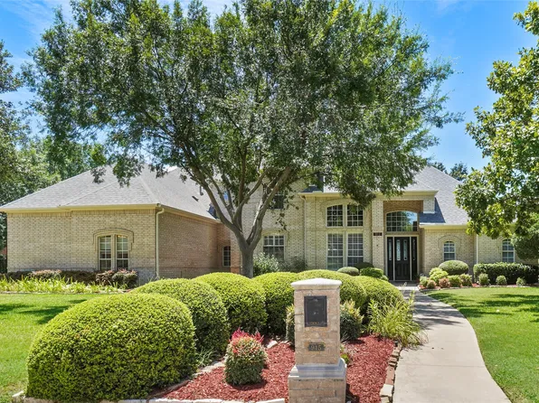 915 Brazos Dr, Southlake, TX 76092