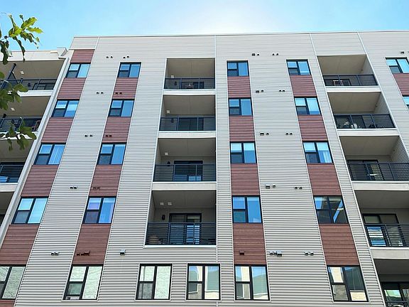 2nd image of 1701 Simond Ave Unit 302
