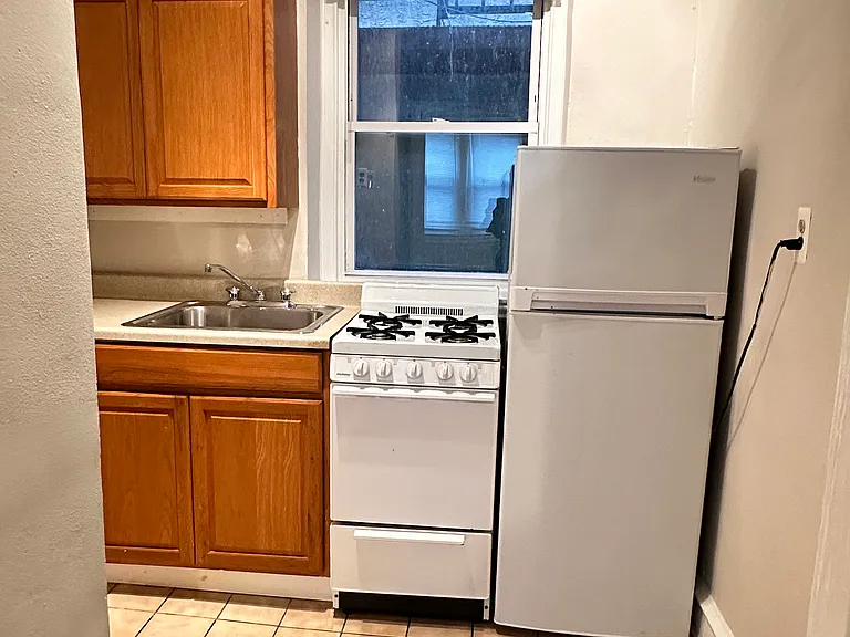 44 Victory Ave #102 — Photo 6