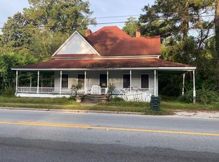 100 Peterson St S, Willacoochee, GA 31650