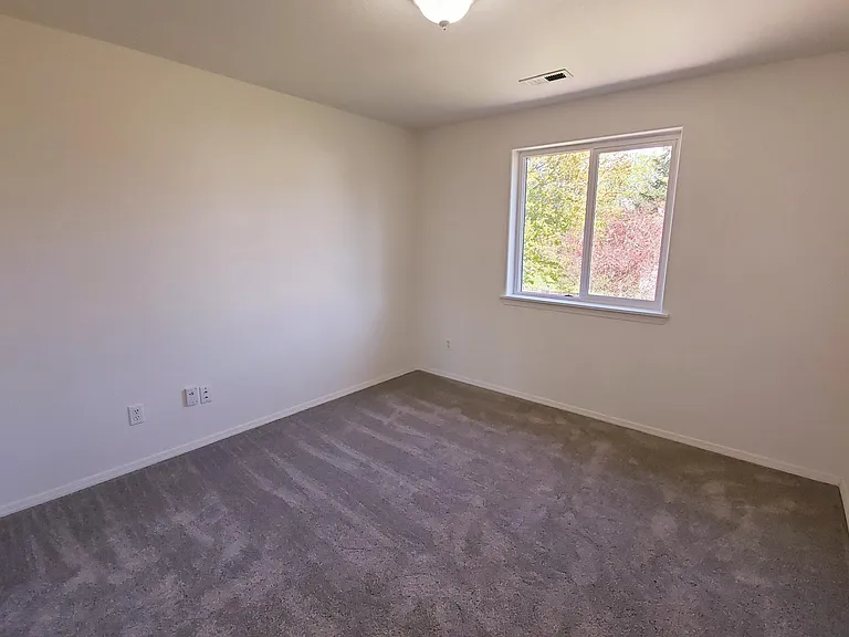 20040 Torrey Pines Dr — Photo 19