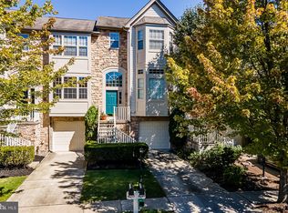 4049 Waterford Dr, Center Valley, PA 18034