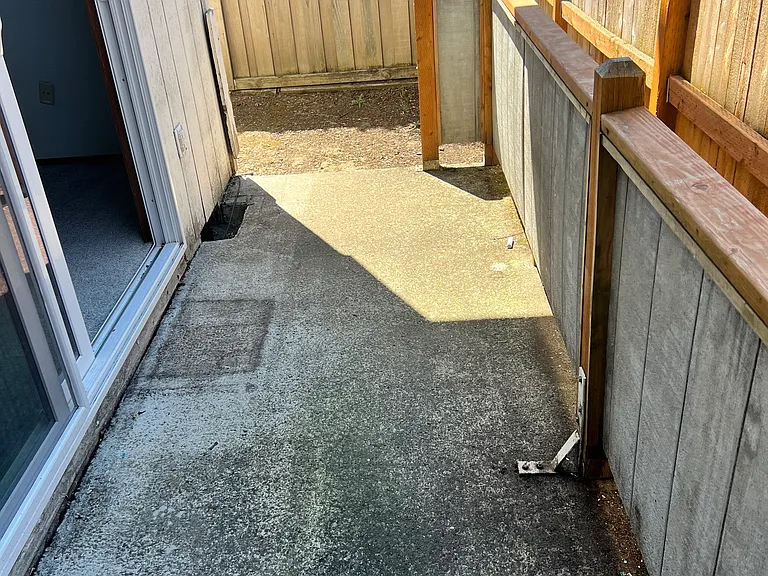 37 SE 53rd Ave — Photo 19