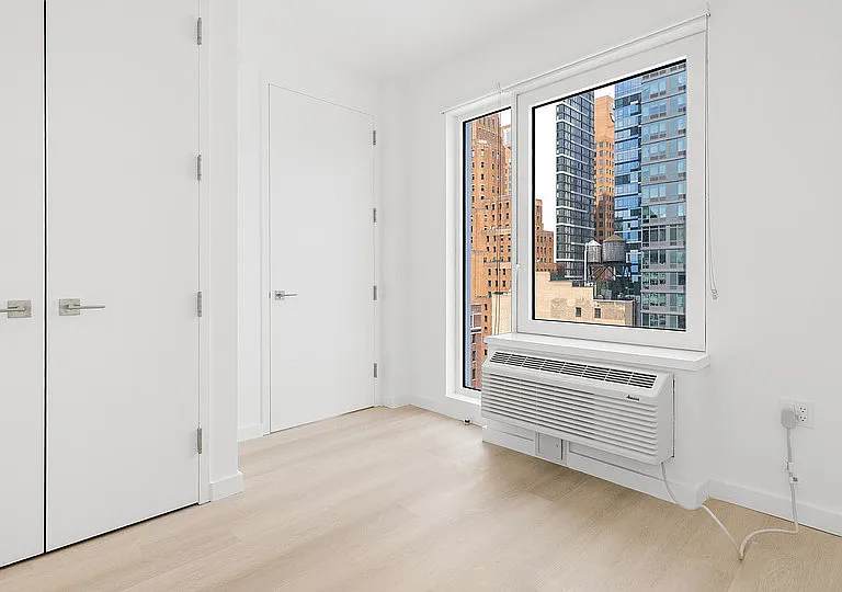 150 Lawrence St #1511 — Photo 9