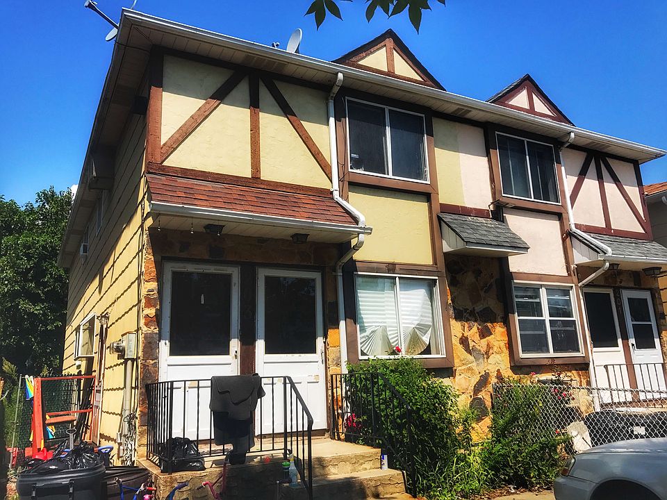 1st image of 203 Cotter Ave