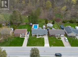 181 7th Ave E, Owen Sound, ON N4K 2W8