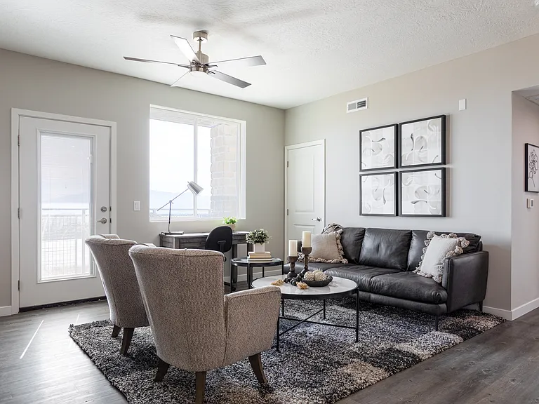 King's Peak - 1x1 Apartment - 910 Sq. Ft.