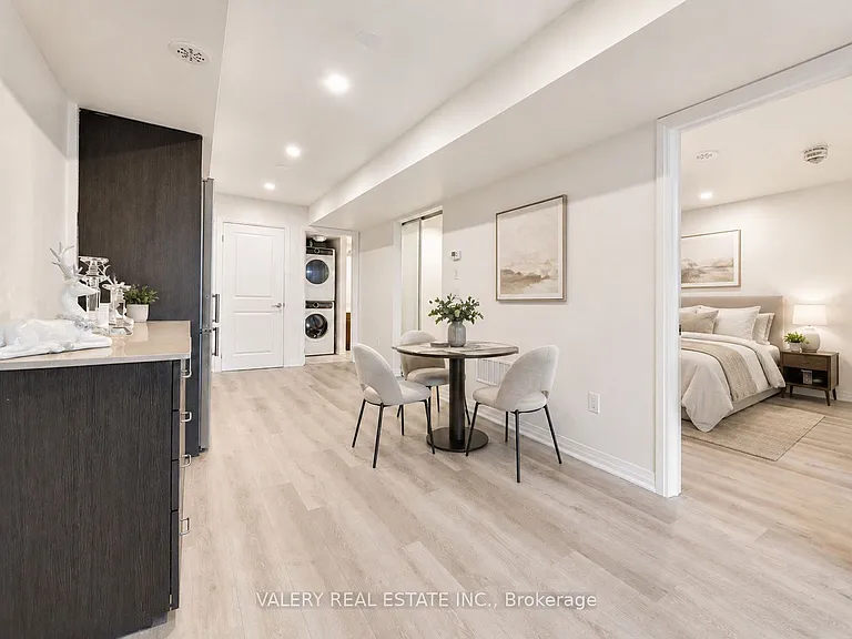 183 William Duncan Rd S #1 — Photo 5