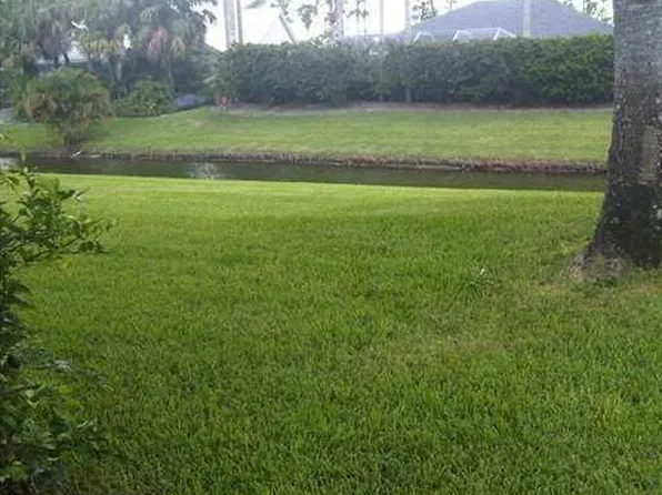 12754 Spinnaker Lane, Wellington, FL 33414