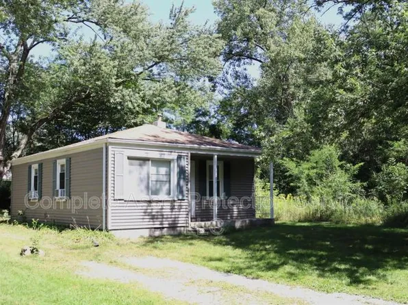 3102 W 40th St, Hobart, IN 46342