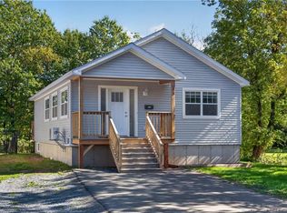 43 Eatman Ave, Fredericton, NB E3A 3V7