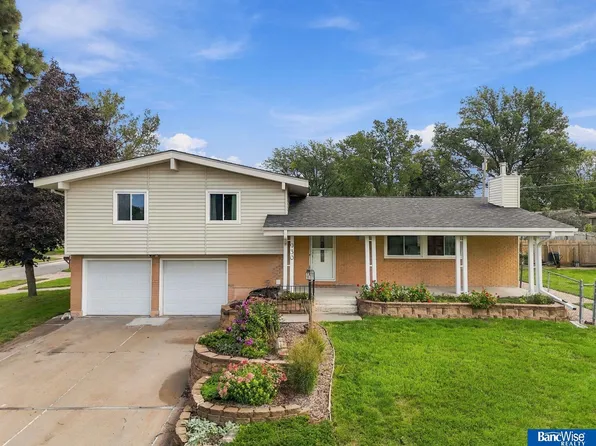 930 E Sanborn Dr, Lincoln, NE 68505