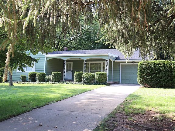 2nd image of 5638 Lindenwood Ln