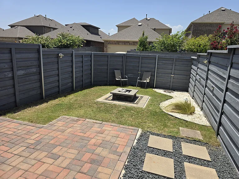 7008 Windmill St — Photo 15