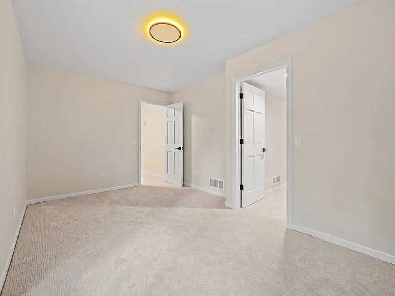 17711 Creek Ridge Pass — Photo 57