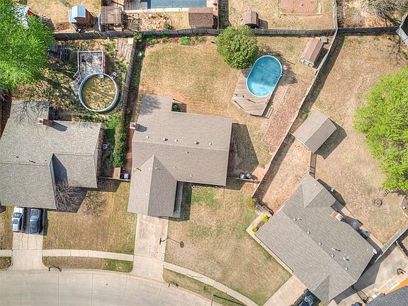 5th image of 601 Waterview Rd