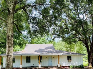 852 Liberty Rd, Picayune, MS 39466
