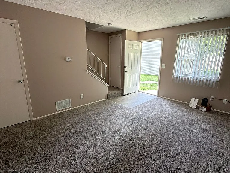 Southdale Square Apartments — Photo 117