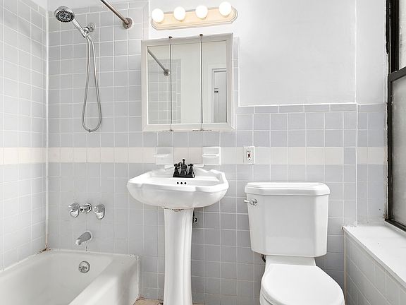 5th image of 66-72 Saint Nicholas Ave #5E