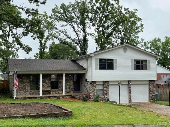 3 Queenspark Rd, Little Rock, AR 72227