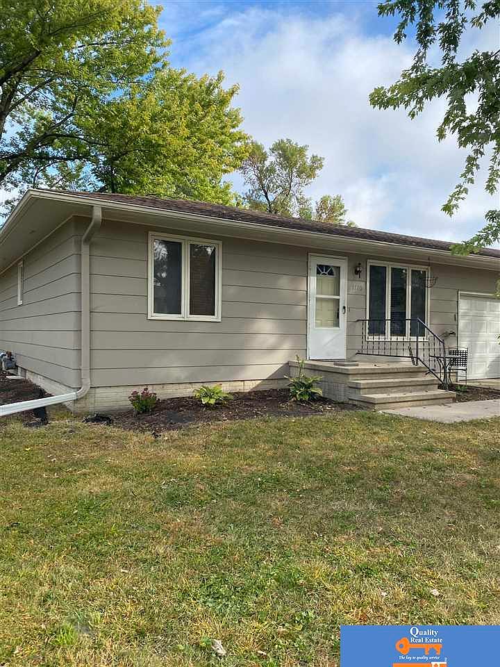 1710 1712 Jackson St Beatrice NE 68310 Zillow