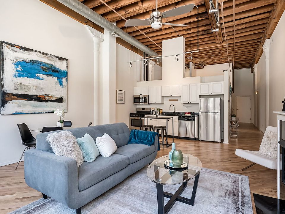 226 N Clinton St APT 112, Chicago, IL 60661 | Zillow