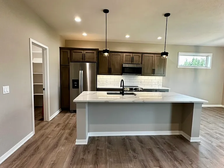 9819 Keystone Dr — Photo 4