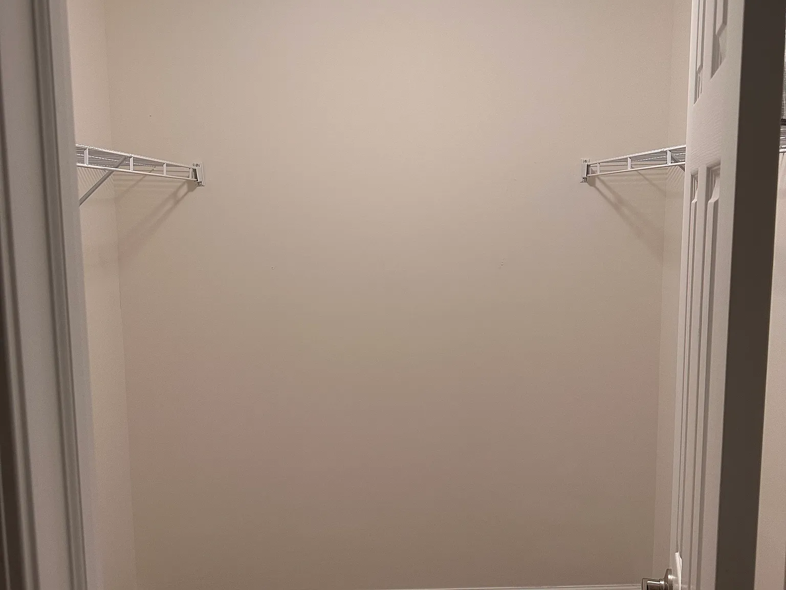 3 bed, 1490 sqft, $1,000 — Photo 4