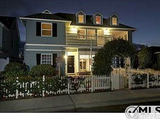 980 Point St, San Diego, CA 92106