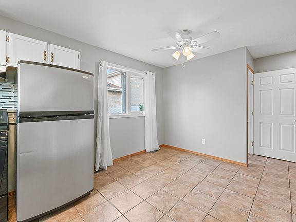4th image of 14538 37th St NW