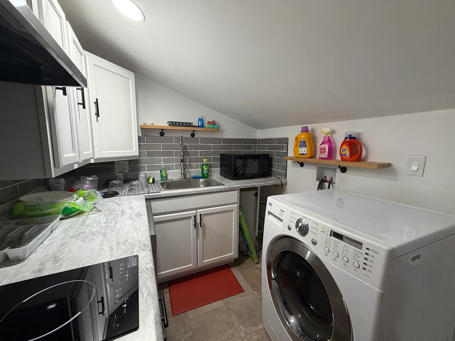 2 bed, $1,300 — Photo 3