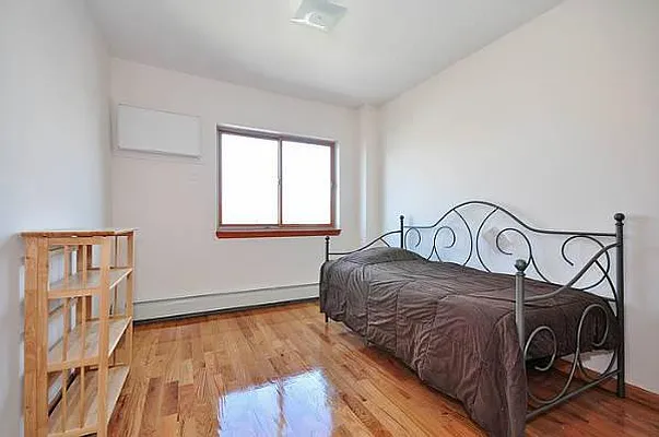 Rented by Astoria NY Condos | media 44