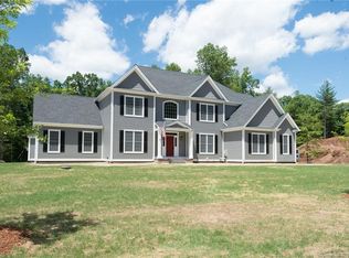 10 Arbor Xing, East Lyme, CT 06333