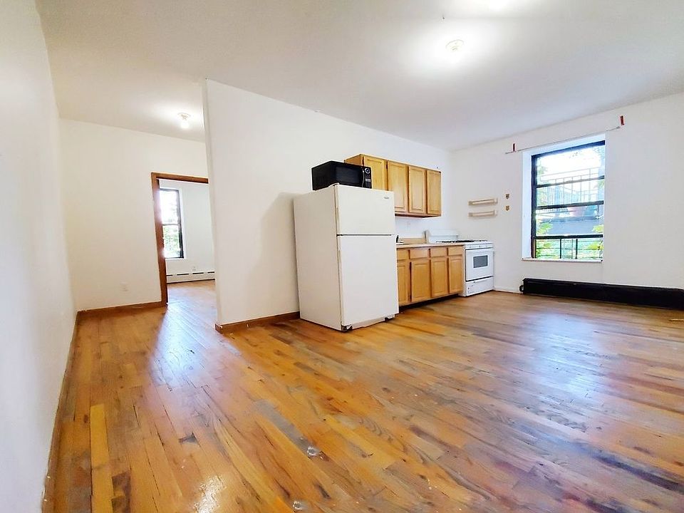 1st image of 505 Lafayette Ave #C2