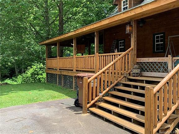 3rd image of 233 Rocky Top Rd