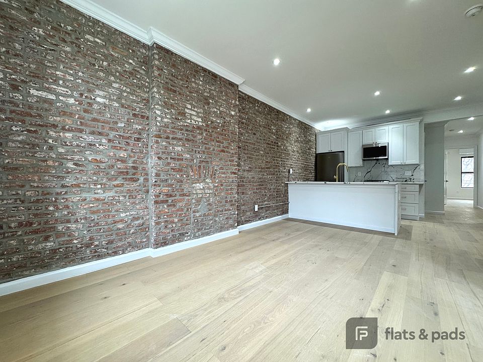 1st image of 568 Rogers Ave #2A